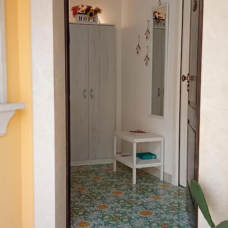 Molo Di Levante - Rent 度假居 *